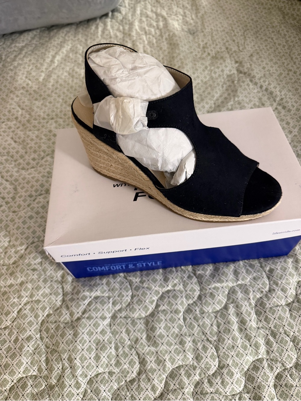 Life Stride Black Open-Toe Espadrille Wedge Sandals